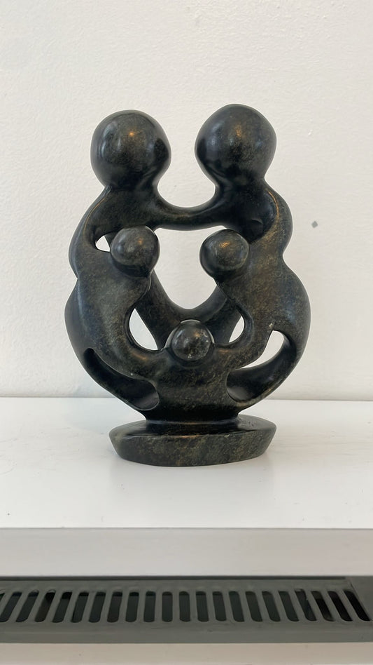 Statue soapstone Family of 5 people 15cm
