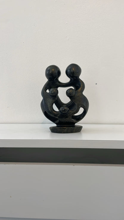 Statue soapstone Family of 5 people 15cm