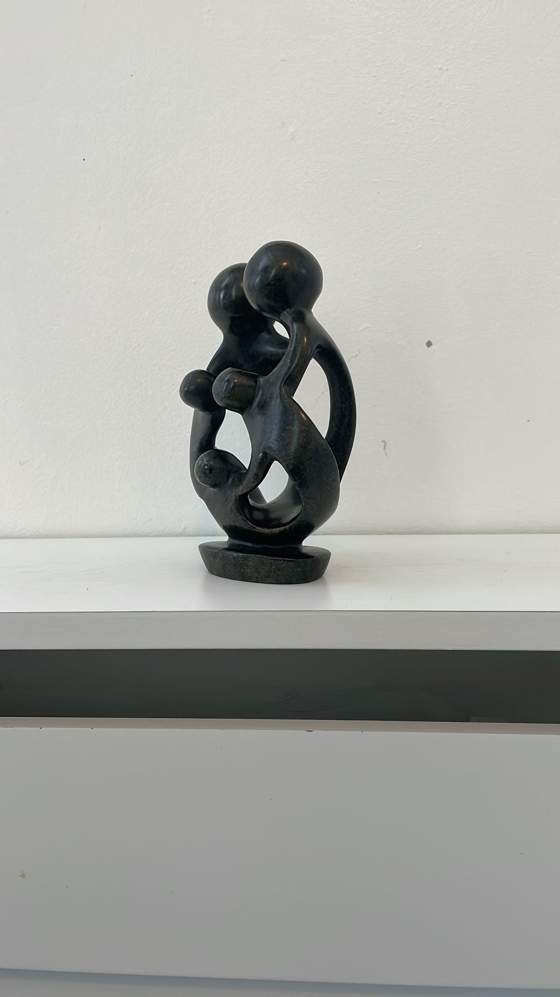 Statue soapstone Family of 5 people 15cm